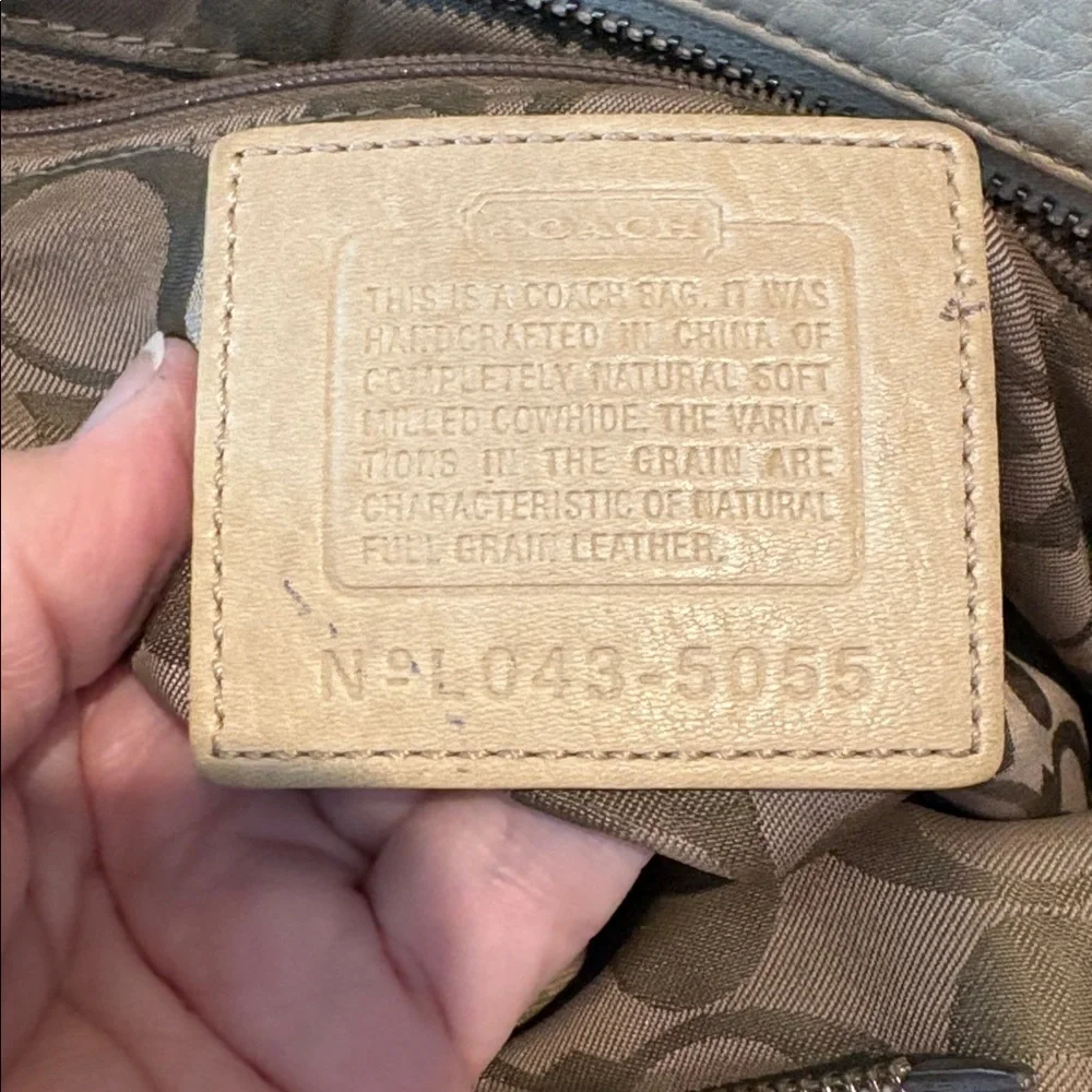 Coach  5055  Hampton satchel  pebbled leather  light tan / perforations  EUC